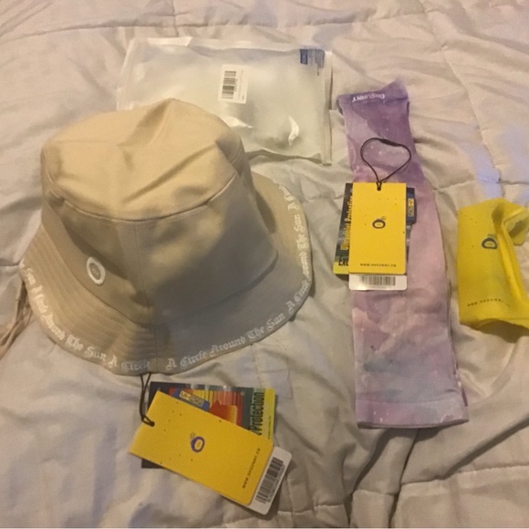 Oh Sunny beige fisherman bucket hat with arm covers & bag carrier NWT - Picture 2 of 8